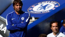 Конте иска трима за 130 милиона