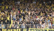 Бой и арести в центъра на София преди мача на Ботев