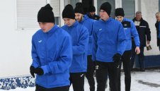 Левски преподписва с титуляри