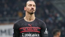 Спира ли с футбола Ибрахимович? Пиоли проговори за Златан