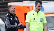 Венци Стефанов скочи на Любо Пенев