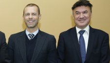 И босът на УЕФА тъгува за Боби Михайлов