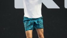 Гришо започна с победа в Монте Карло