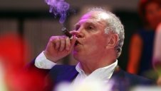 Краят на една ера: Вижте най-добрите трансфери на Ули Хьонес в Байерн
