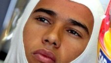 Еди Ървайн оплю Хамилтън