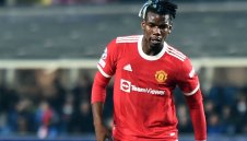 Юнайтед без Погба до края на годината