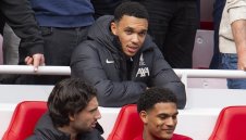 Ливърпул иска обезщетение за Трент