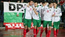 Позор! Приемаме Азербайджан пред полупразни трибуни