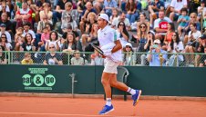 Алекандър Василев донесе първа победа на България за Купа Дейвис