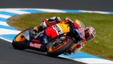 Кейси Стонър спечели квалификациите в Австралия