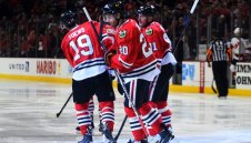 Ястребите клъвнаха Нешвил