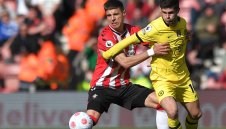 Нюкасъл взе "светеца" Ливраменто