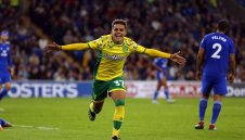 Арсенал и Тотнъм влизат в люта битка за десния бек на Норич