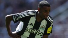 От Нюкасъл решиха за Исак