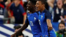 Дембеле призна: Имах контакт с Барса