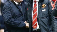 Ван Гаал: Не мога да видя децата си заради мачовете по Коледа