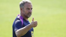 Ханзи Флик доволен от първия успех в Япония