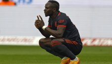 Челси? По-голям колос на Острова прилапва Мане!