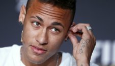 Роберто Карлош бърка интриги: Виждам Неймар в Реал