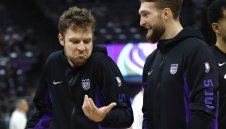 Везенков с 8 точки за успех на Сакраменто