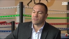 Как Кобрата се готви от вкъщи за бой над Джошуа? + ВИДЕО