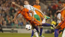 Холандия измъкна равенство в Дъблин