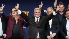 Лапорта е горд с новите световни шампиони от Барса
