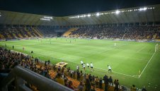 Ботев Пловдив в битка с шведи за защитник