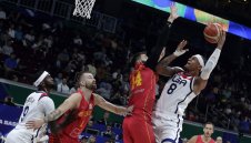 Балканци измъчиха Щатите на баскет, Сърбия си намери майстора