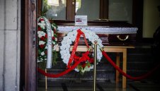 Куп легенди се сбогуваха с Джеки + СНИМКИ