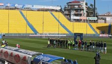 Без фенове в Италия поне до октомври