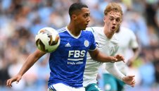 Барса и Реал се огледаха в ас на Лестър