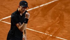 И Папата се оказа фен на Яник Синер