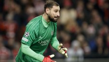 ПСЖ набеляза заместник на Донарума