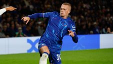 Истина ли е? Байерн спасява Челси от Мудрик