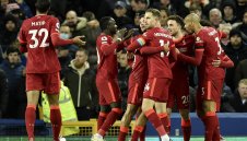 Ливърпул смаза от бой Евертън + ВИДЕО