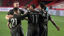 Ман Юнайтед съсече Гранада и е с единия крак на 1/2-финал