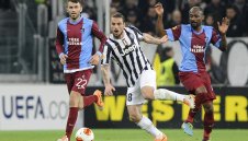 Ювентус би Трабзон 2:0 в полудрямка