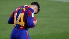 Куман спрял Коутиньо за Арсенал