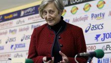 Робева за Илиана Раева: В събота имаше овче събрание