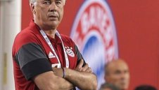 Карлето предупреди играчите на Байерн