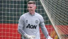 Хендерсън вече диша във врата на Де Хеа