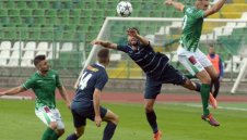 Вън на държавата и общините от финансирането на футболните клубове