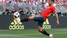 Асенсио няма да напуска "Бернабеу"