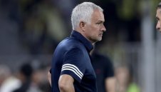 Уволнение или титла? Колко време ще се задържи Моуриньо в Бенфика?