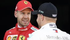 Разнобой в Мерцедес заради Фетел