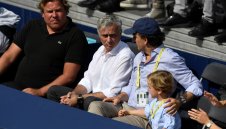 Няма финансови проблеми: Моуриньо отказал 100 милиона евро от китайците