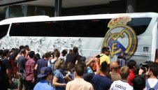 Заради политическия скандал в Испания: Реал маха символите си 