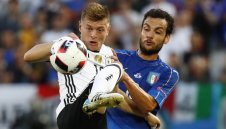 Пеп не се шегува! Дава 75 млн. евро за Кроос и атакува Суарес 