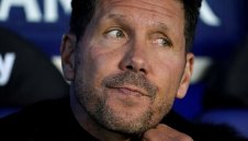 Кошмарни новини дебнат Атлетико, може да остане без атака за мача с Барса